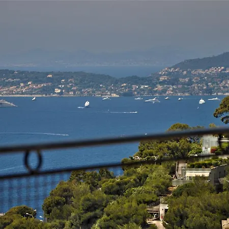 Skyline-monaco Border Hotel *